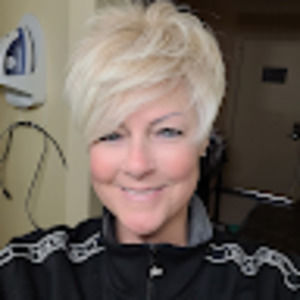 Meet your Posher, Danann